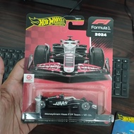 Hot wheels F1 Moneygram Haas F1 team VF 24