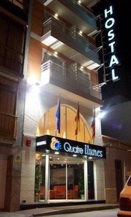 Hotel Quatre Llunes