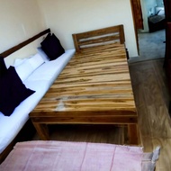 Sukthongแพร่ เตียงนอนโมเดิร์นไม้สัก 3.5 ฟุต เตียงนอนไม้สัก 110x200สูง40ซม.เตียงนอน เตียงไม้สักแท้ เตียงหัวปาด สีสักธรรมชาติเคลือบเงา SUKP-581