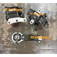ENGINE MOUNTING 1.6 VOLKSWAGEN POLO / VENTO RIGHT 6RF199262Q LEFT 6RF199555J REAR 6RF199851C
