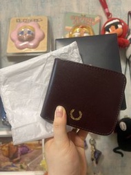 全新FRED PERRY 真皮銀包💗