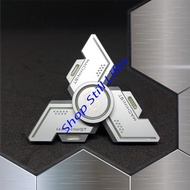 con xoay spinner kim loại đẹp có dạ quang hấp thụ ánh sáng và phát sáng MS001