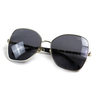 香奈兒 (CHANEL) 4274Q C395/T8 可可標誌太陽眼鏡，飾有仿珍珠、心形、山茶花和蝴蝶圖案，配有鏈條。金色和黑色。 59□16 135。義大利製造。強烈推薦。