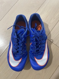 Nike兒童田徑足球釘鞋