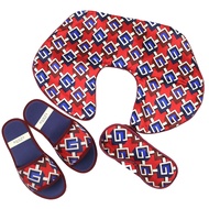 全新GUCCI幾何G字印花旅行套裝（100%真絲，三件組：眼罩、氣枕和拖鞋），RED和海軍藍配色，M碼，帶包裝盒和防塵袋，意大利製造