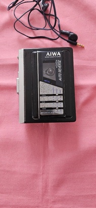 AIWA 卡式錄音機 附耳機