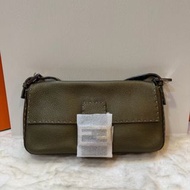 芬迪/Fendi 法棍包 腋下包 26cm 全新