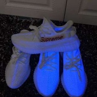 實拍Supreme x Adidas Yeezy Boost 350 V2 白紅 尺寸38號