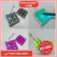 🔥Ready Stock🔥9-key Keyboard Keychain Key Fidget Toys Party Stress Relief Finger Keyboard Fidget Toys