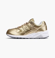 New balance WRT580MG 金色 #goodbyeapril 