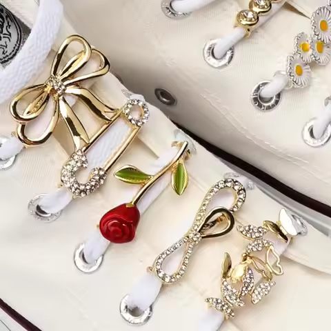 1Pcs Shoelaces Clips Shoe Decorations Charm Rhinestones Shoes Charms Faux Jeweled Sneakers Girl Gift