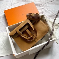 HERMES Halzan 25 Bag - Biscuit Beige De Weimar TC GHW 餅乾色 餅干 威馬犬灰 金扣