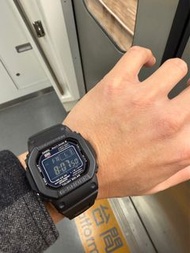 二手品項佳 🇯🇵 CASIO G-SHOCK GW-M5610 酷黑 6局電波太陽能錶