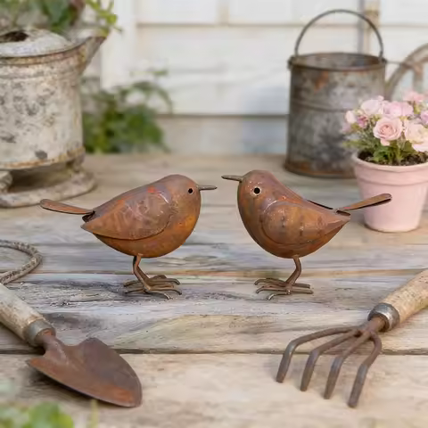 Iron Art Bird Sculpture for Garden Rustic Metal Birds Decor, Weather-Resistant Courtyard Focal Point