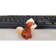 Pokemon Arcane figure