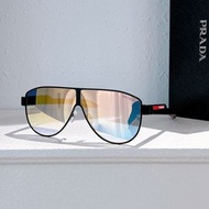 Prada 太陽眼鏡