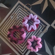 keychain donat dawai bulu