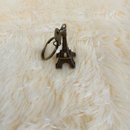 GANTUNGAN Eiffel tower keychain