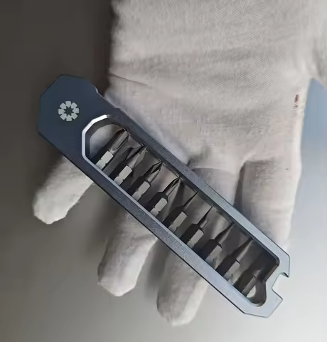1 Piece 9 Bits in 1 Aluminum Alloy Magnetic Screwdriver Set with 9 Bits