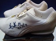 全新 REEBOK NBA 艾佛森 馬英九 總統 簽名鞋 收藏價888888萬元