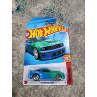 hot wheels '07 ford mustang