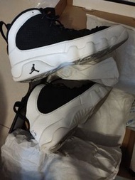Air Jordan 9 Retro BG 黑白童鞋