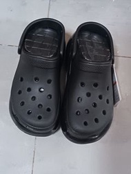 Crocs Classic Mega Crush Clog 黑色38-39