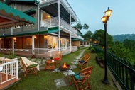 ELIVAAS Goldencrest 6 BHK Villa Nestled in Kasauli