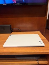 Lenovo Yoga Slim 7 Carbon i7-1360p 16GB ram 1TB ssd moon-white 少有白色機身 超輕968g 手提電腦 notebook