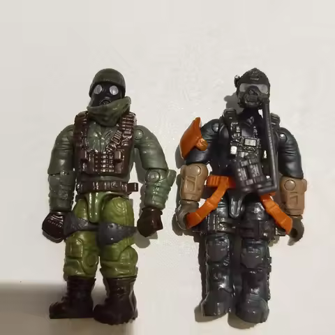 Mega Construx Call of Duty 2 figures from Close Quarters FIREBREAK WEAPON CRATE