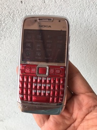 Nokia E71