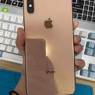 Apple iPhone XS Max 256G，6.7寸mon，電池效能100 %，已貼全新玻璃鋼化貼及保護套！