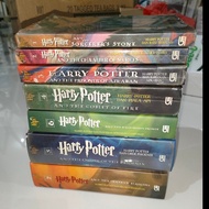 Novel Buku Harry Potter Original Bahasa Indonesia Penerbit Gramedia (Bekas Koleksi)