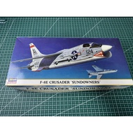 Hasegawa 1/72 F-8E Crusader "Sundowners" Brand New Unassembled, Complete Accessories, With Original 