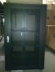 standing close Rack 20u depth 900mm Perforated door / Rak server 20u