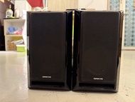 Onkyo  D525 鋼琴面二路喇叭