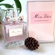 Miss Dior 花漾迪奧淡香水🍑1ml🍑Blooming Bouquet 分裝 分享香🍑噴瓶 小香 試管香 香氛 針管香