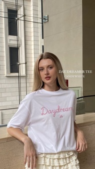 Quera - Daydreamer Tee