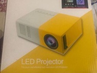 迷你投影機 LED Projector
