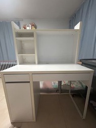 IKEA 白色書桌連書架