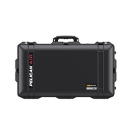 PELICAN Pelican 1615 Air with Padded Divider (Black)