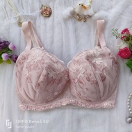 Wacoal Bra F85 Large Size Second Hand Goods