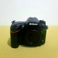 Kamera Nikon D7200 bekas BONUS vertical grip