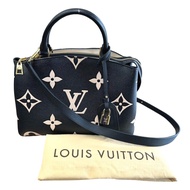Louis Vuitton M58913 Empreinte 2-Way Bag Petit Palais 小號單肩包
LOUIS VUITTON黑色[二手]