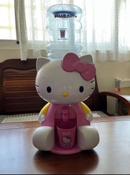 好市多 Hello Kitty 造型飲水機