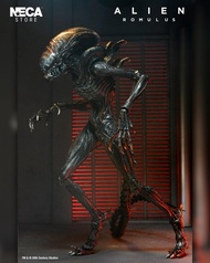 DP NECA 7" Alien : Romulus Ultimate Scorched Alien Xenomorph