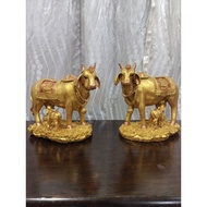 Pasu and Kannukutti Statue/Komatha Statue_Gold(1feet)