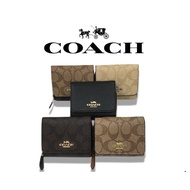 ของแท้ [พร้อมกล่อง ใบแจ้งหนี้ ใบรับประกัน ถุงกันฝุ่น] Coach's new 41302 กระเป๋าสตางค์ใบสั้น/กระเป๋าสตางค์สามพับใบเล็ก 3 One
