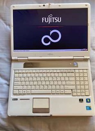 Fujitzu LifeBook A Series i3 2.13GHz 500 GB 15” WiFi+ Bluetooth + CD Rom Made in Japan