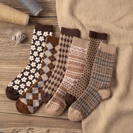 In tube socks Thickened insulation In tube socks Trendy versatile mid length socks Autumn and Winter